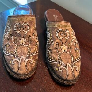 Dan Post Distressed Brown Leather Mules with embroidery